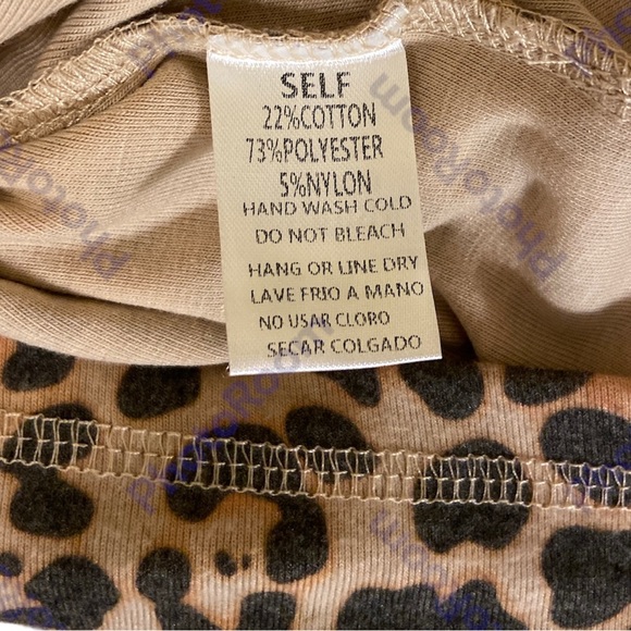 EASEL Long Sleeve Animal Print Top           Size LARGE  Excellent Used … - Picture 4 of 7